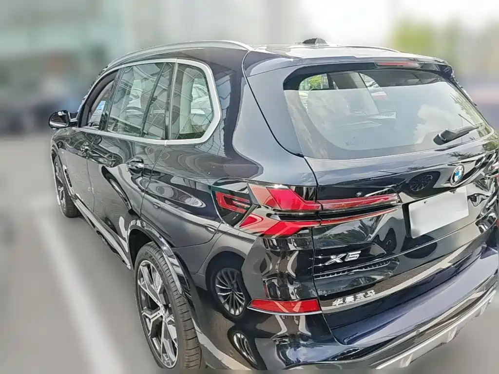 BMW X5 2025 — фото 7