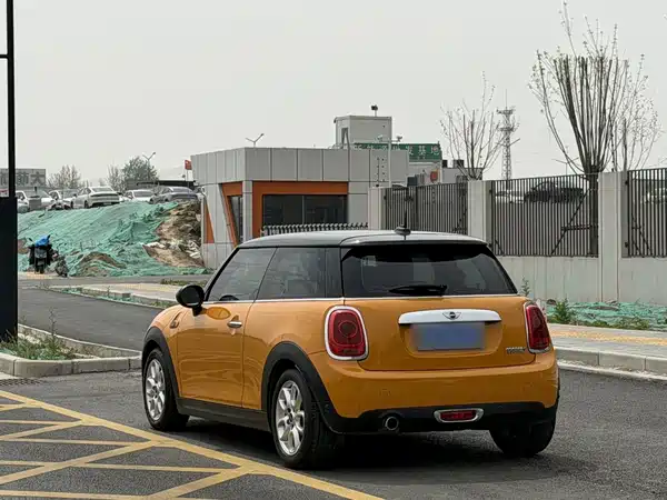 MINI 2015