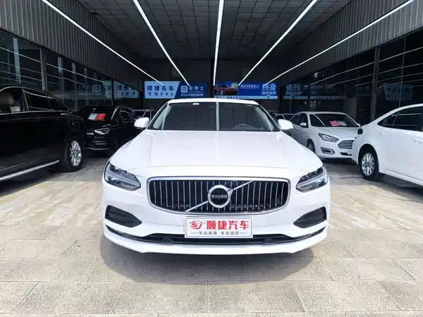 Volvo S90 2018