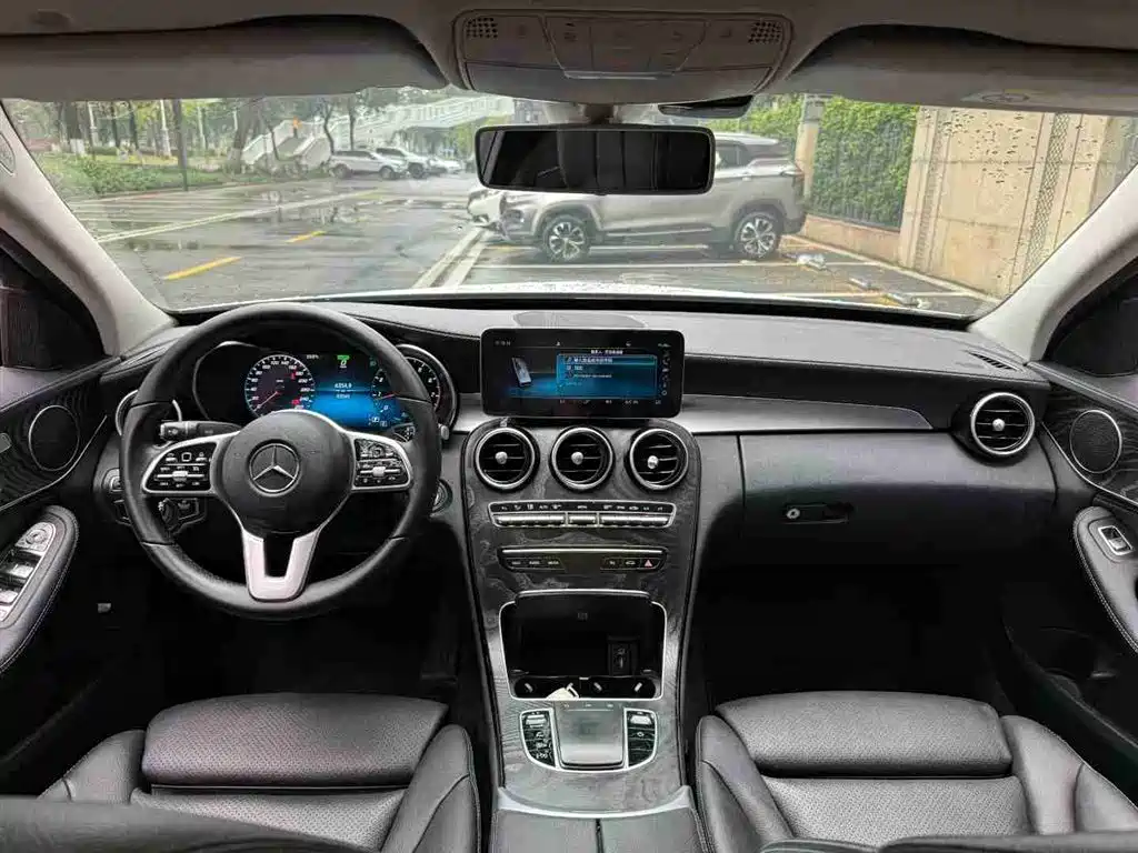 Mercedes-Benz C-Class 2019 — фото 7