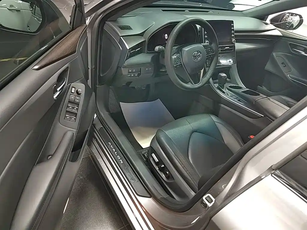 Toyota Avalon 2021 — фото 16