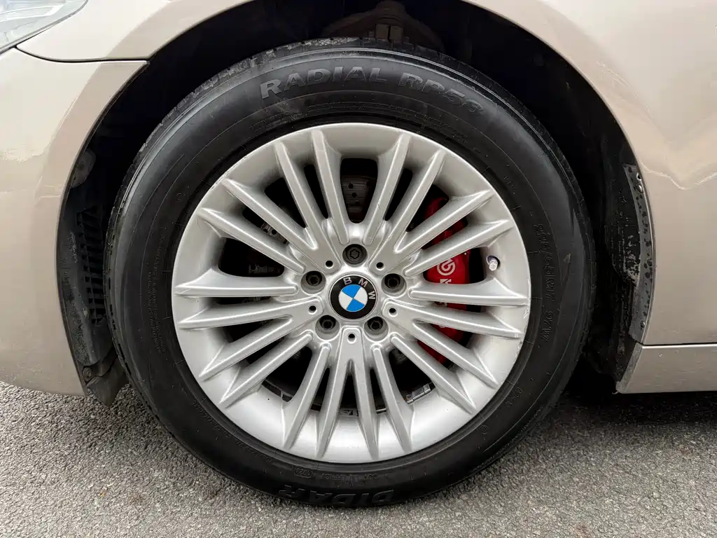 BMW 5 Series 2015 — фото 8