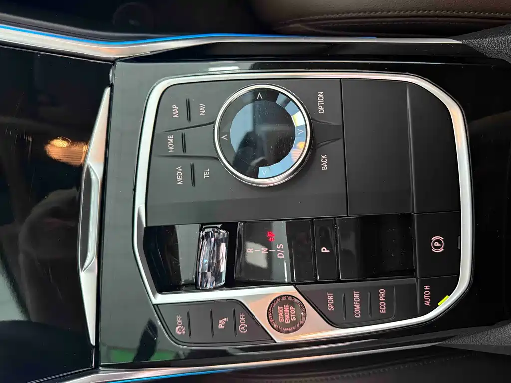 BMW 3 Series 2023 — фото 12