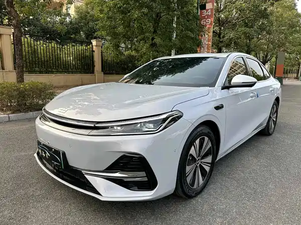 Geely Galaxy A7 EM 2025