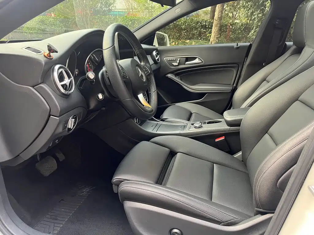 Mercedes-Benz CLA 2017 — фото 8