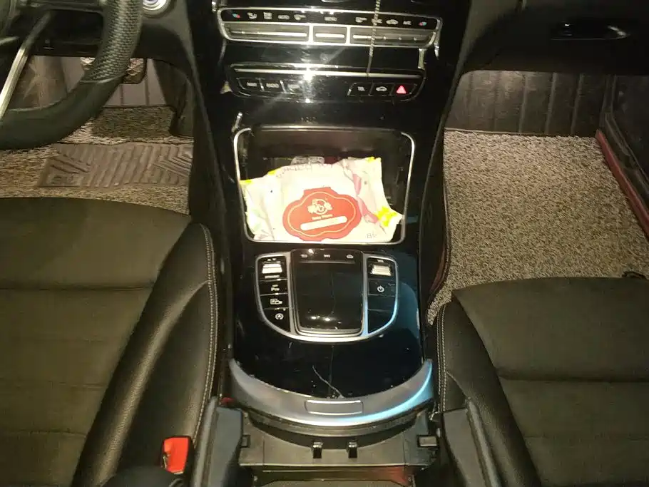 Mercedes-Benz C-Class 2020 — фото 16
