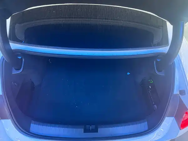 Xiaomi SU7 Ultra 2025