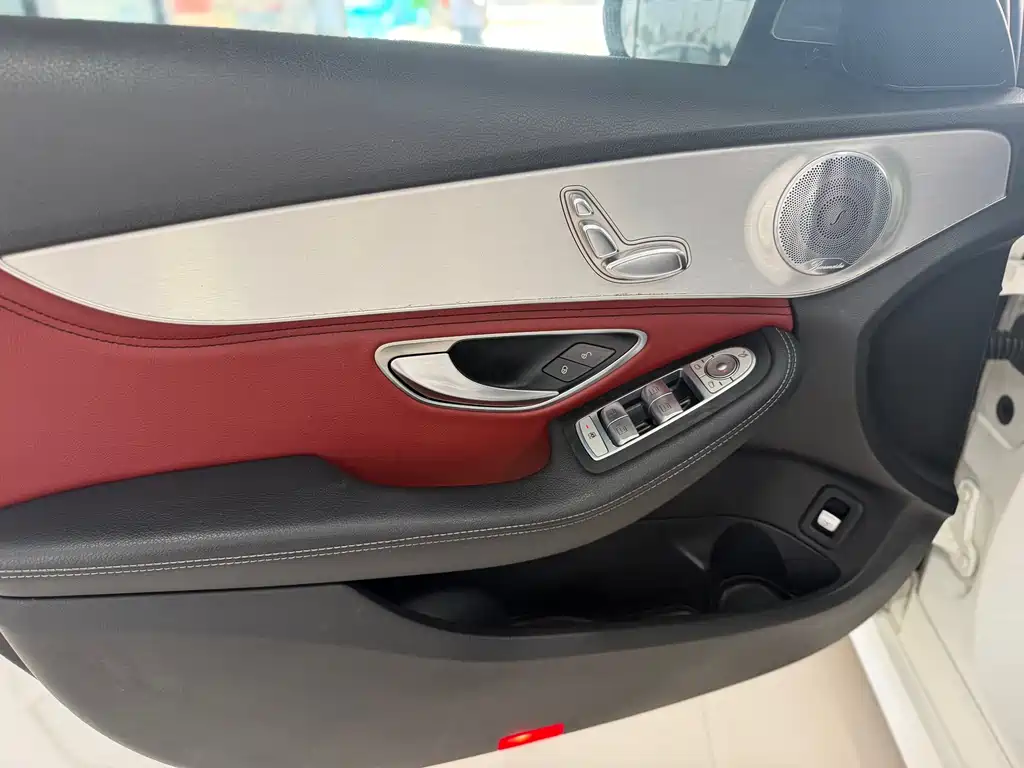 Mercedes-Benz C-Class 2018