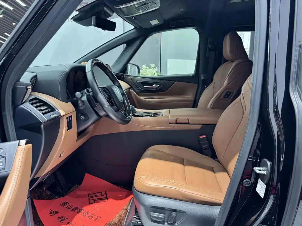 Toyota Alphard 2025 — фото 11
