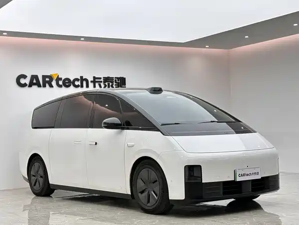 Li Auto MEGA 2025