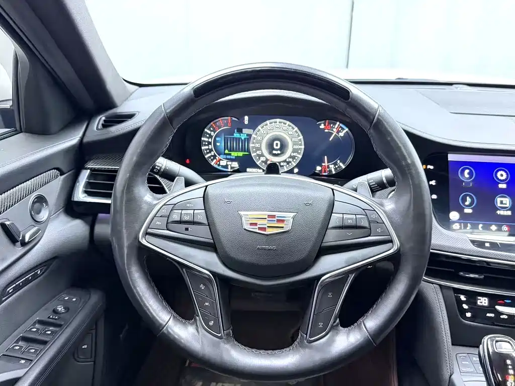 Cadillac CT6 2021 — фото 6