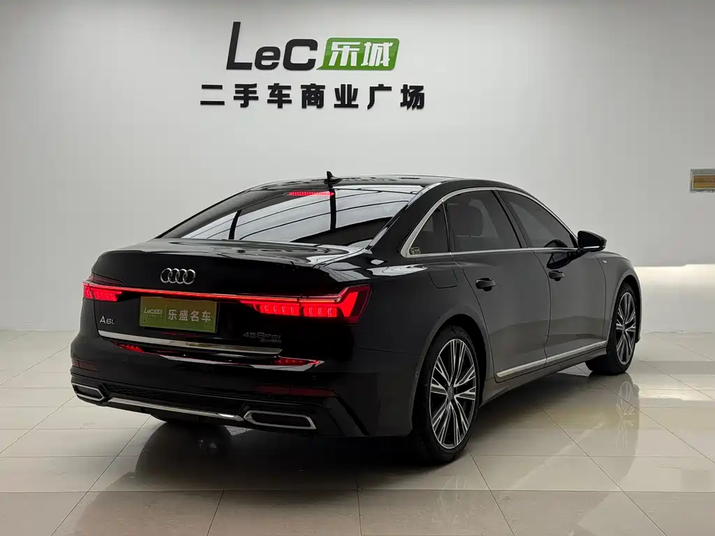 Audi A6L 2021
