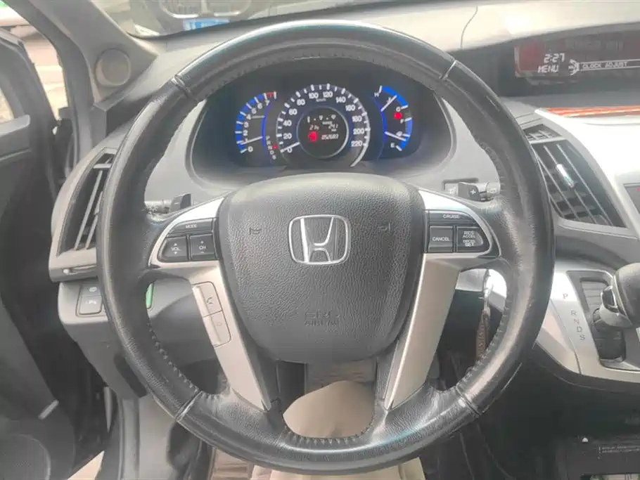 Honda Odyssey 2013 — фото 15