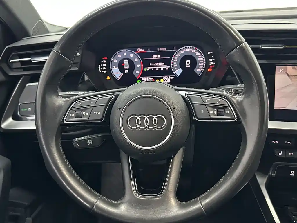 Audi A3 2021 — фото 12