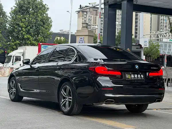 BMW 5 Series 2023