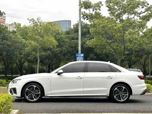 Audi A4L 2024