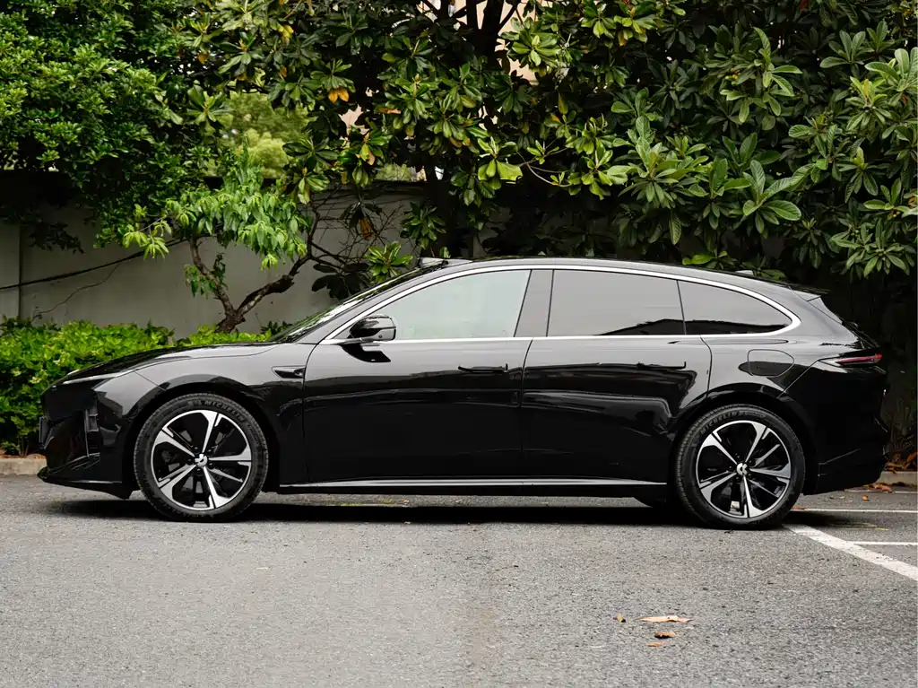 NIO ET5T 2025