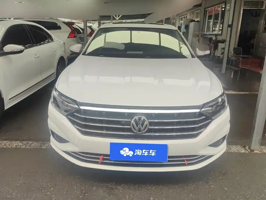 Volkswagen Sagitar 2021