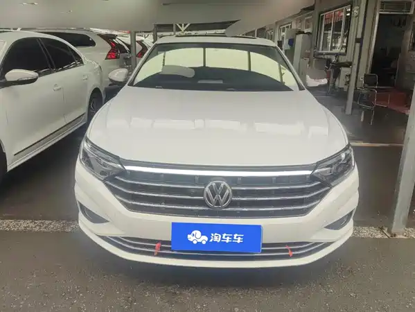Volkswagen Sagitar 2021