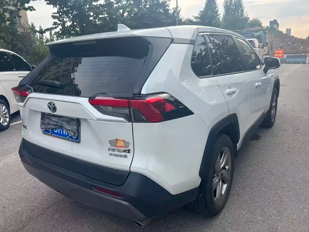 Toyota RAV4 Rongfang Dual Engine E+ 2022 — фото 11