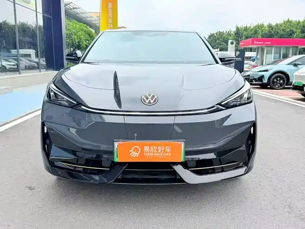 Volkswagen Distinctive 06 2025