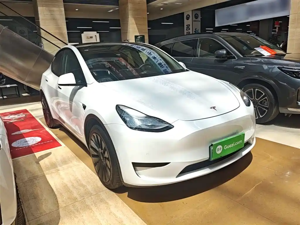 Tesla Model Y 2022 — фото 4