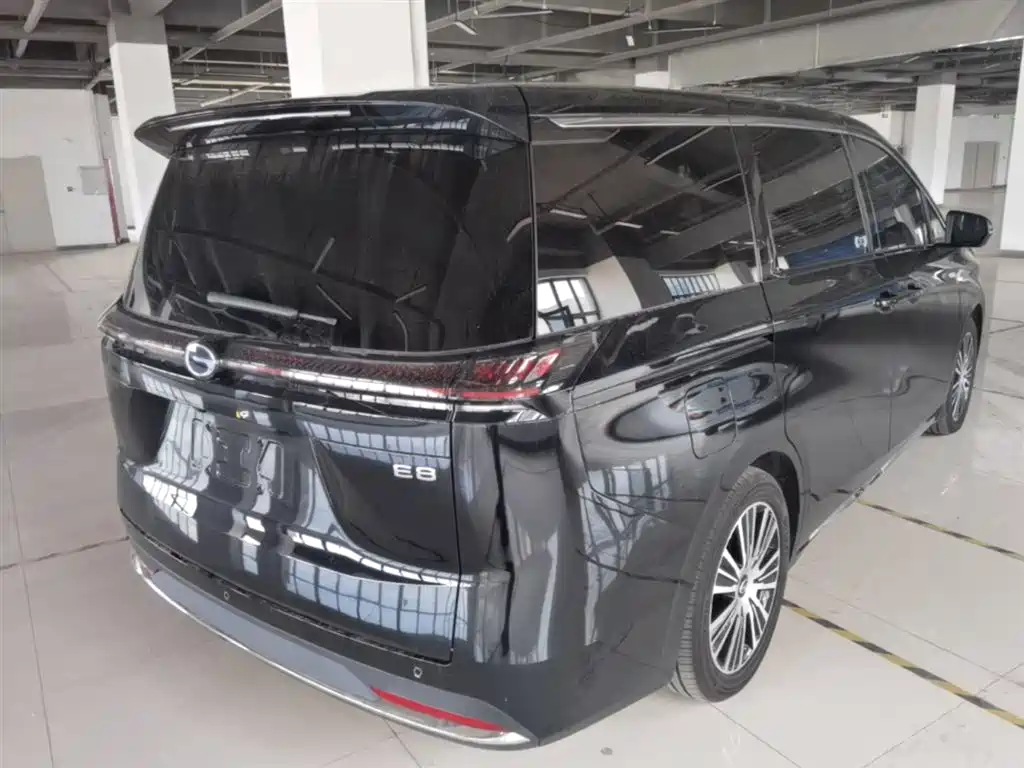 GAC Motor E8 PHEV 2025 — фото 7