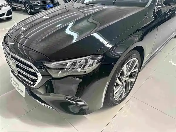 Mercedes-Benz E-Class 2025