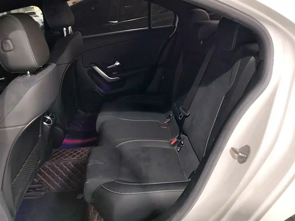 Mercedes-Benz A-Class 2020 — фото 17