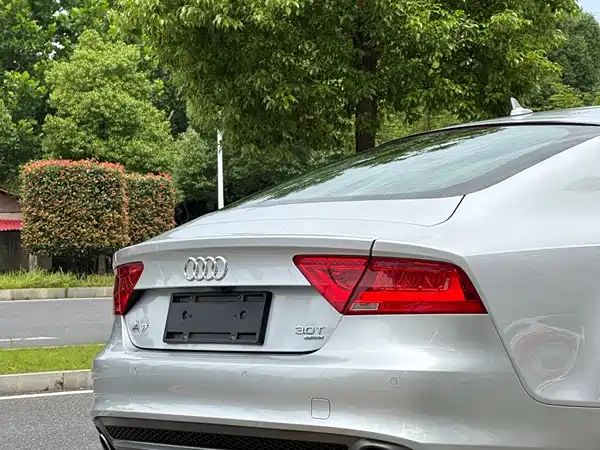 Audi A7 2012