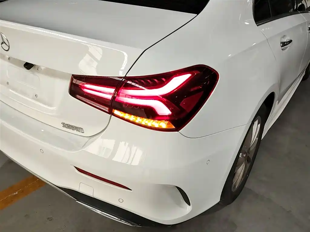 Mercedes-Benz A-Class 2020 — фото 8