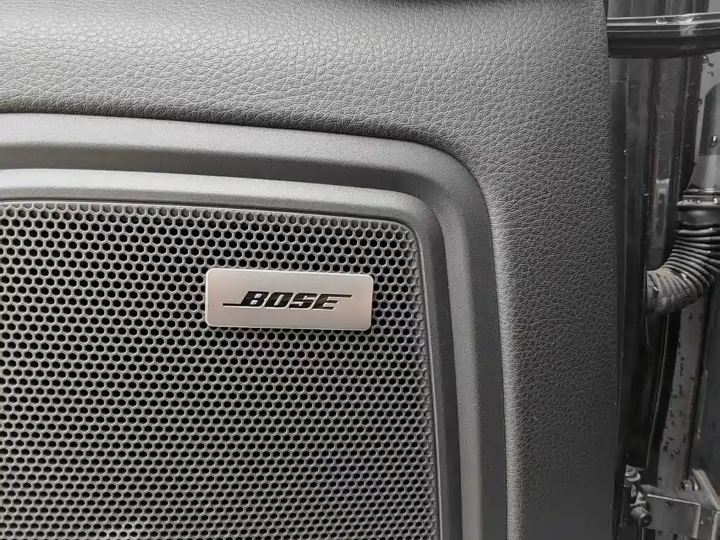 Porsche Macan 2023 — фото 14