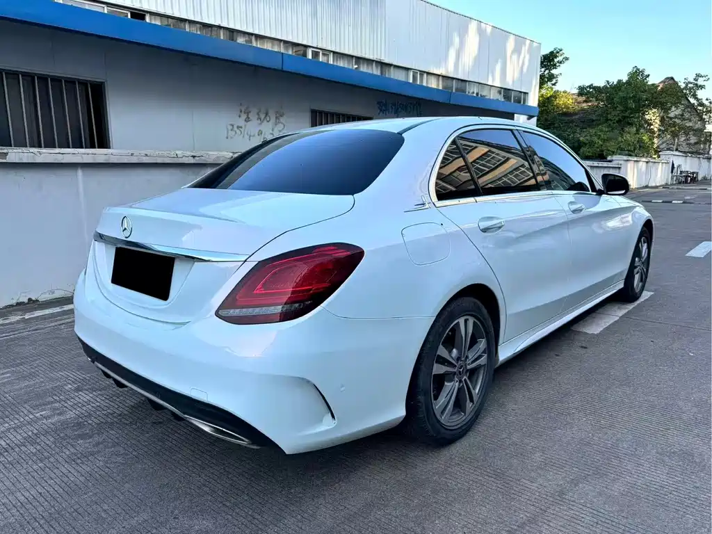 Mercedes-Benz C-Class 2019