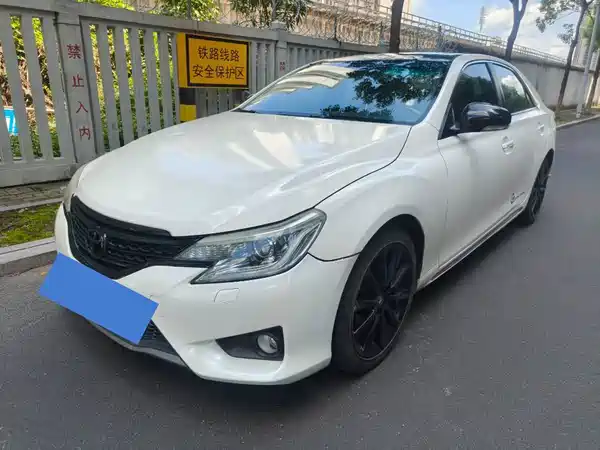 Toyota Reiz 2012