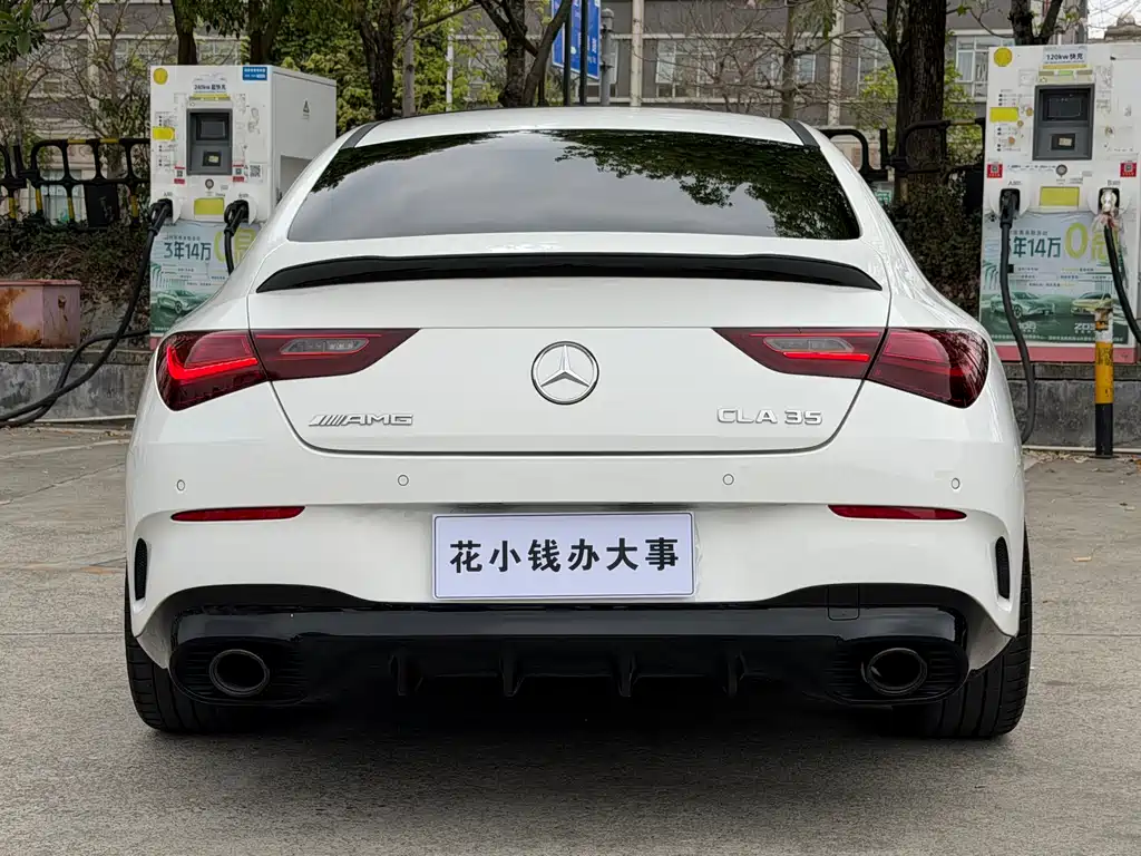 Mercedes-Benz CLA AMG 2024 — фото 8