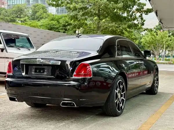 Rolls-Royce Ghost 2011