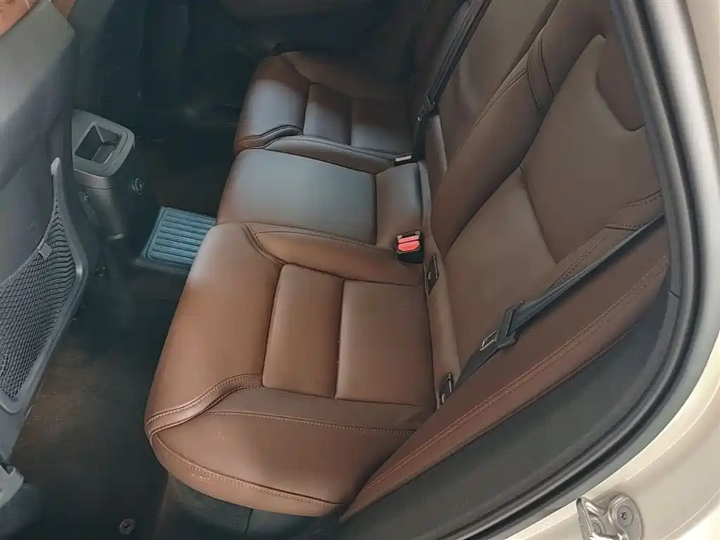Volvo XC60 PHEV 2024 — фото 17