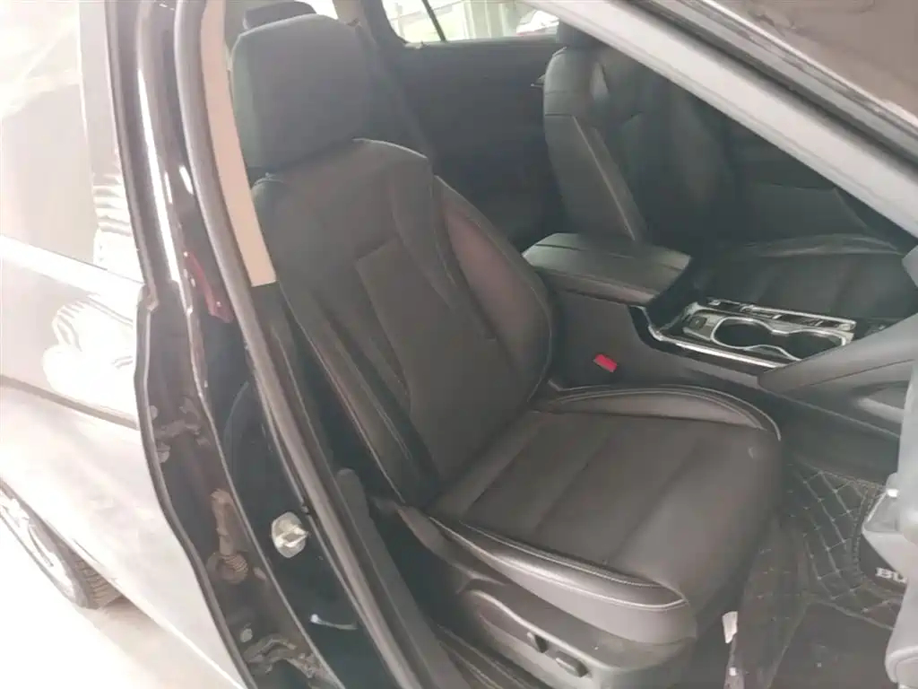 Buick Envision Plus 2023 — фото 25