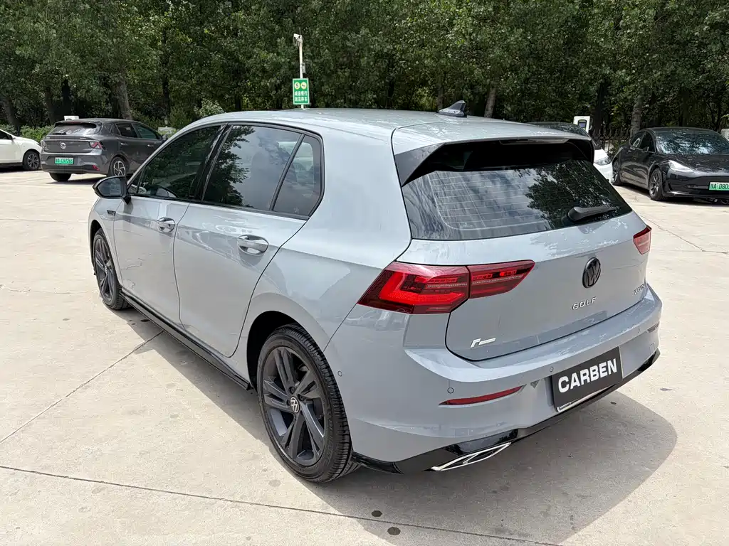 Volkswagen Golf 2023