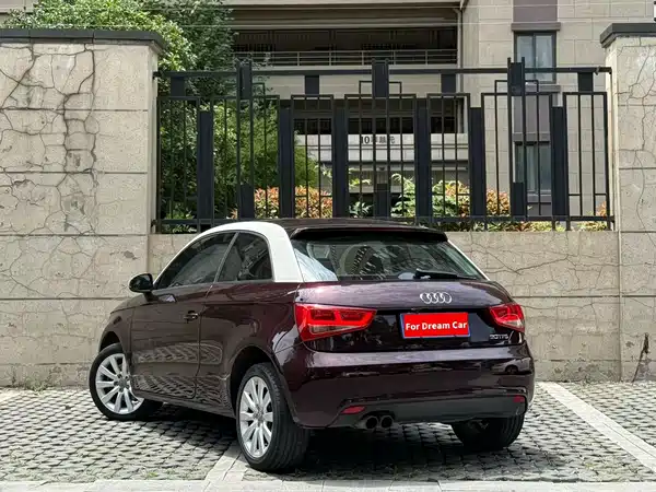 Audi A1 2014
