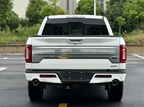 Ford F-150 Raptor 2020