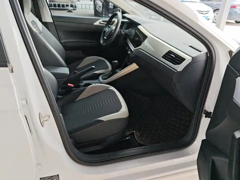 Volkswagen Polo 2022