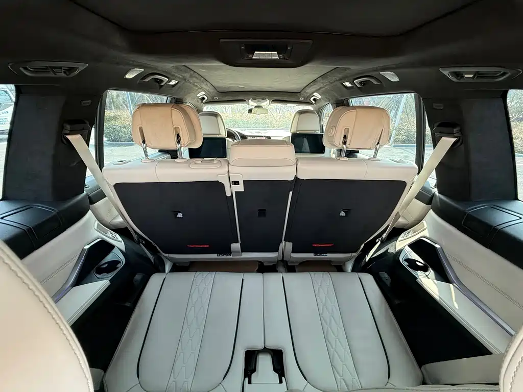 BMW X7 2019 — фото 19