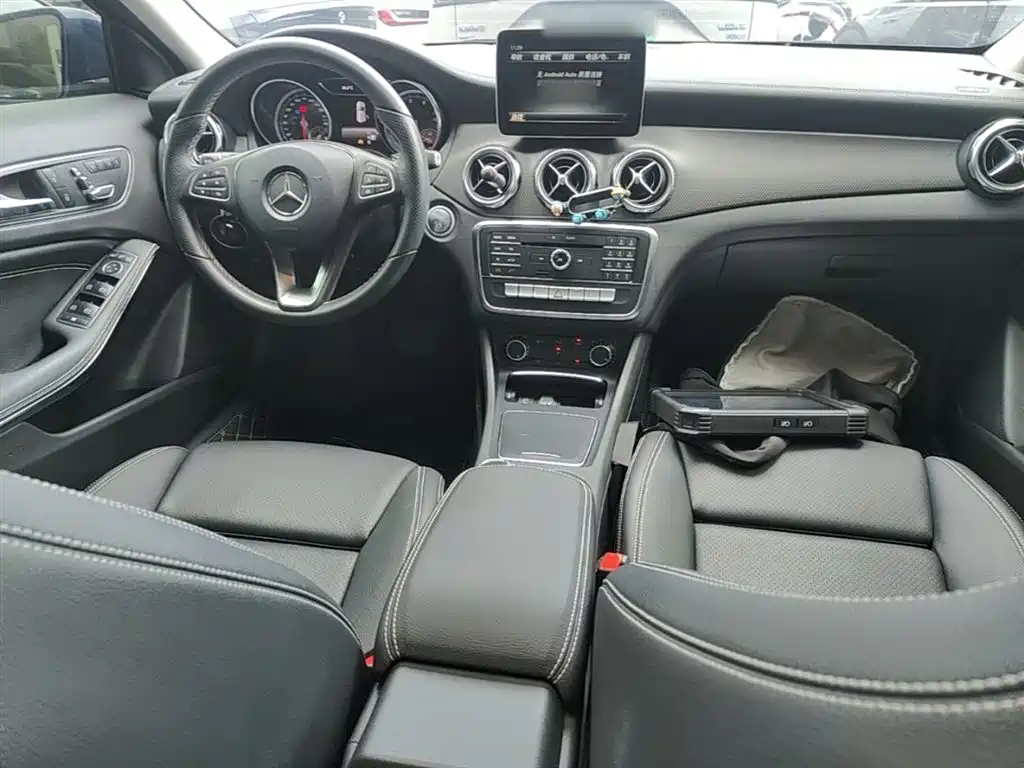 Mercedes-Benz GLA 2018 — фото 10