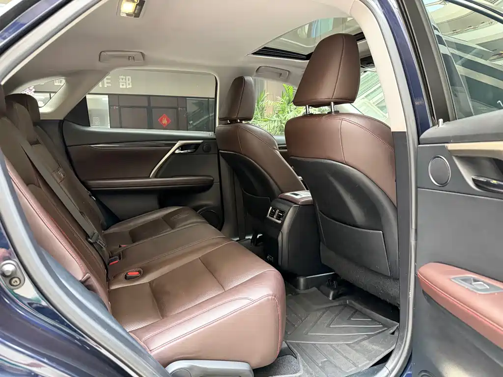 Lexus RX 2020 — фото 13