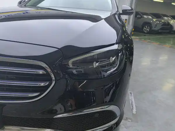 Mercedes-Benz E-Class 2022