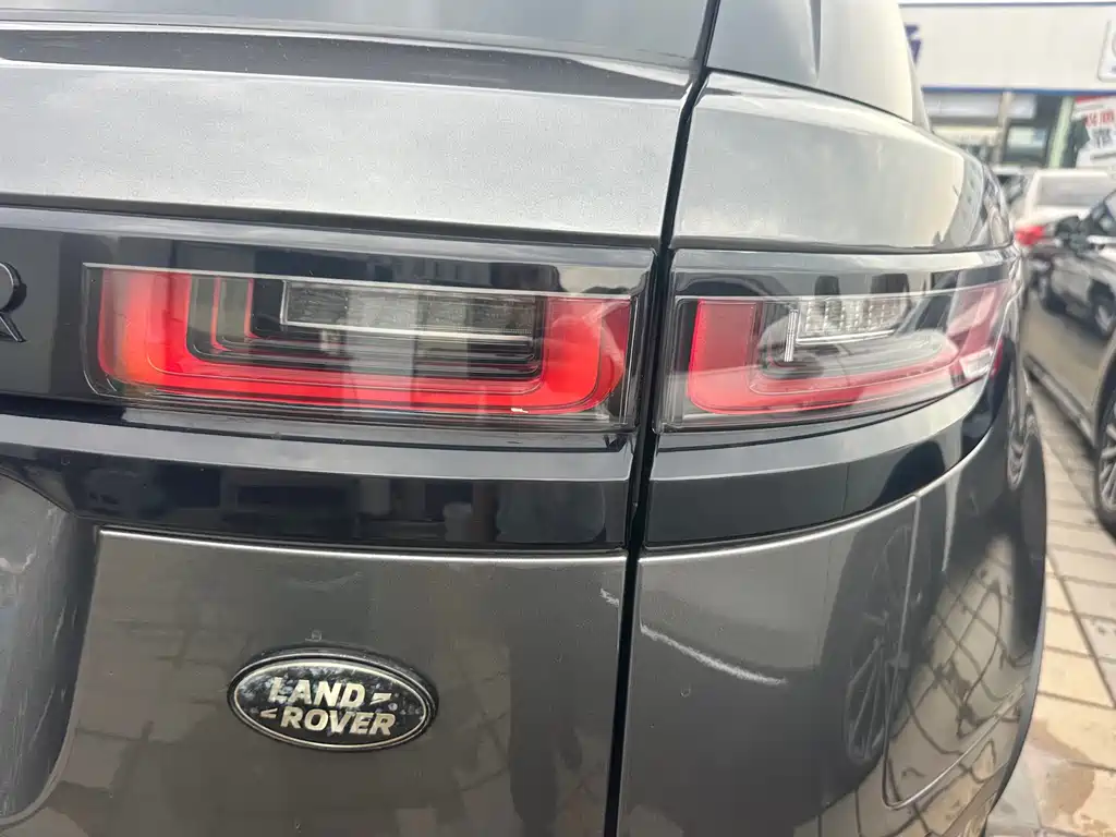 Land Rover Velar 2018 — фото 13