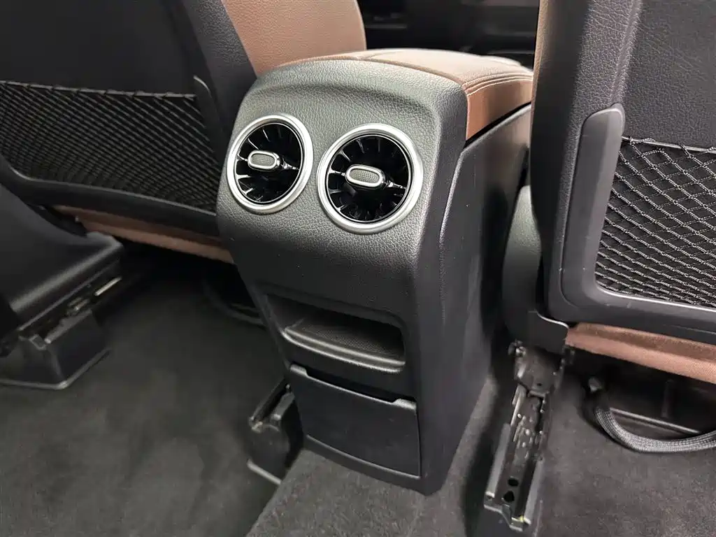 Mercedes-Benz GLB 2020 — фото 24