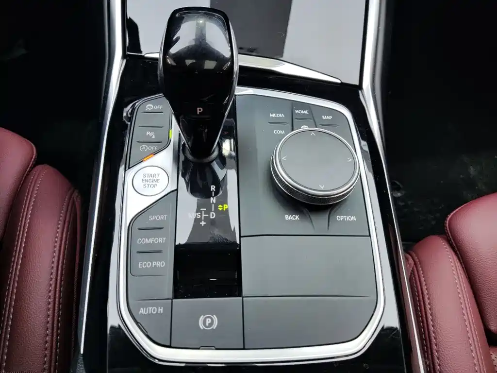 BMW 3 Series 2022 — фото 15