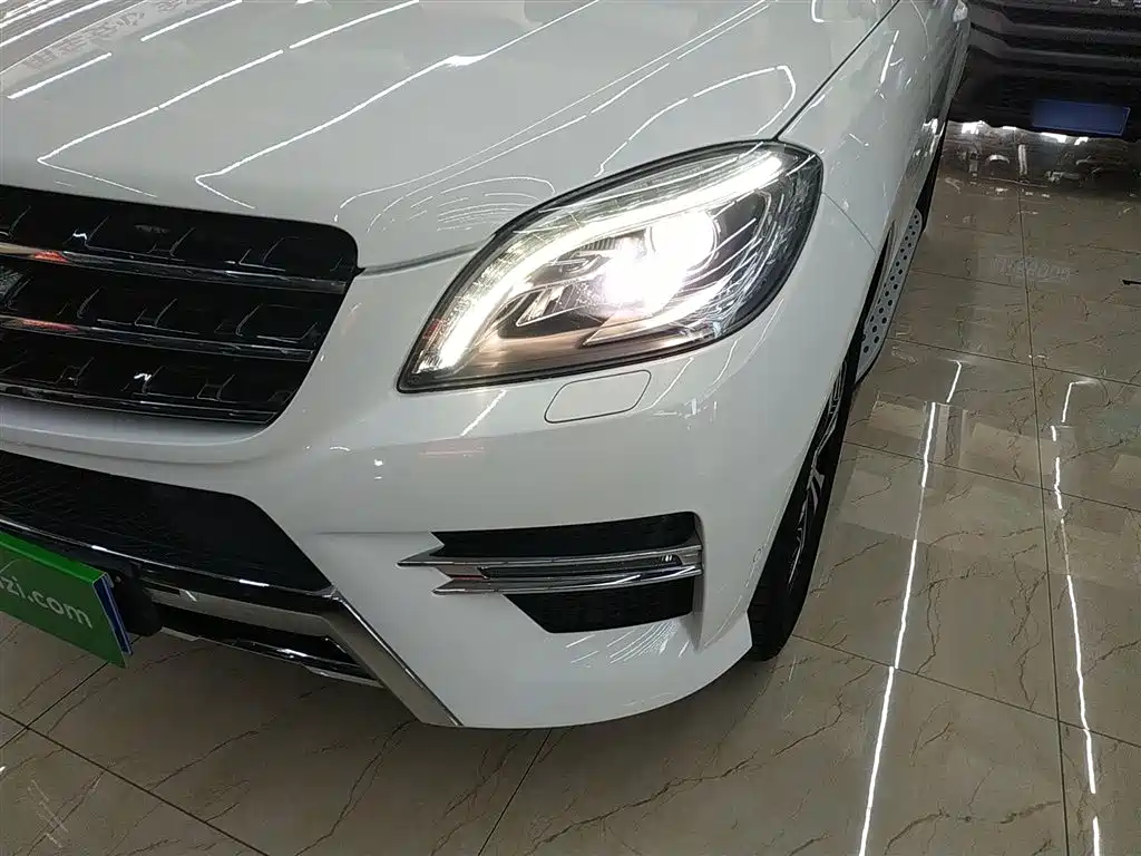 Mercedes-Benz M-Class 2015 — фото 19